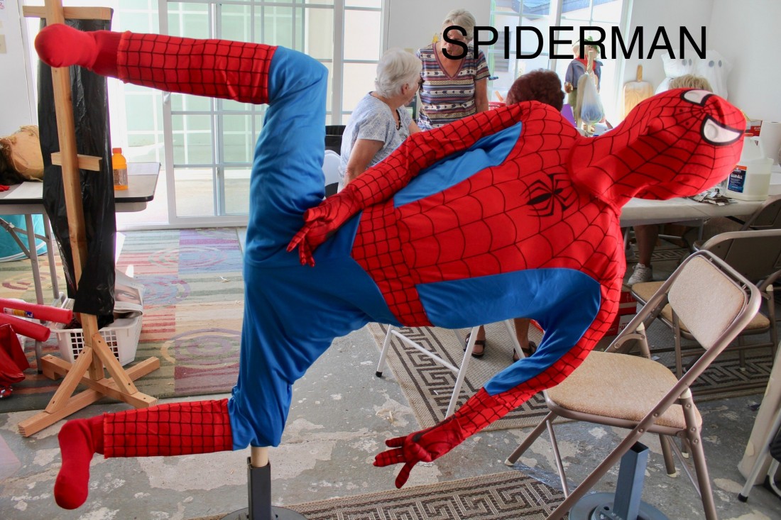 Scarecrow Rentals & Sales - Fallbrook Chamber of Commerce - spidy(1)